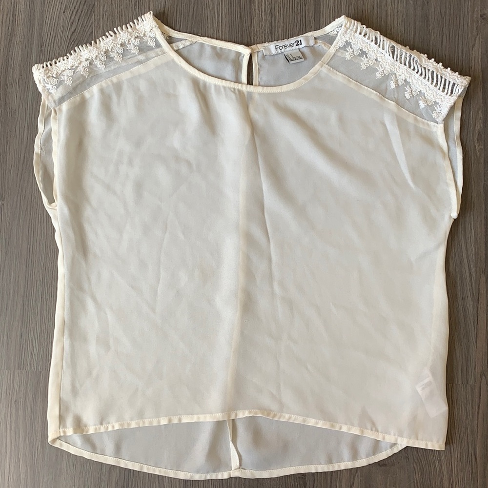 chiffon crochet tee